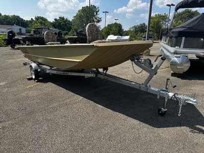 BOATZON | Lowe RX1660 DELUXE TILLER 2026