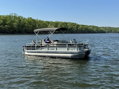 BOATZON | Lowe SF214 2016