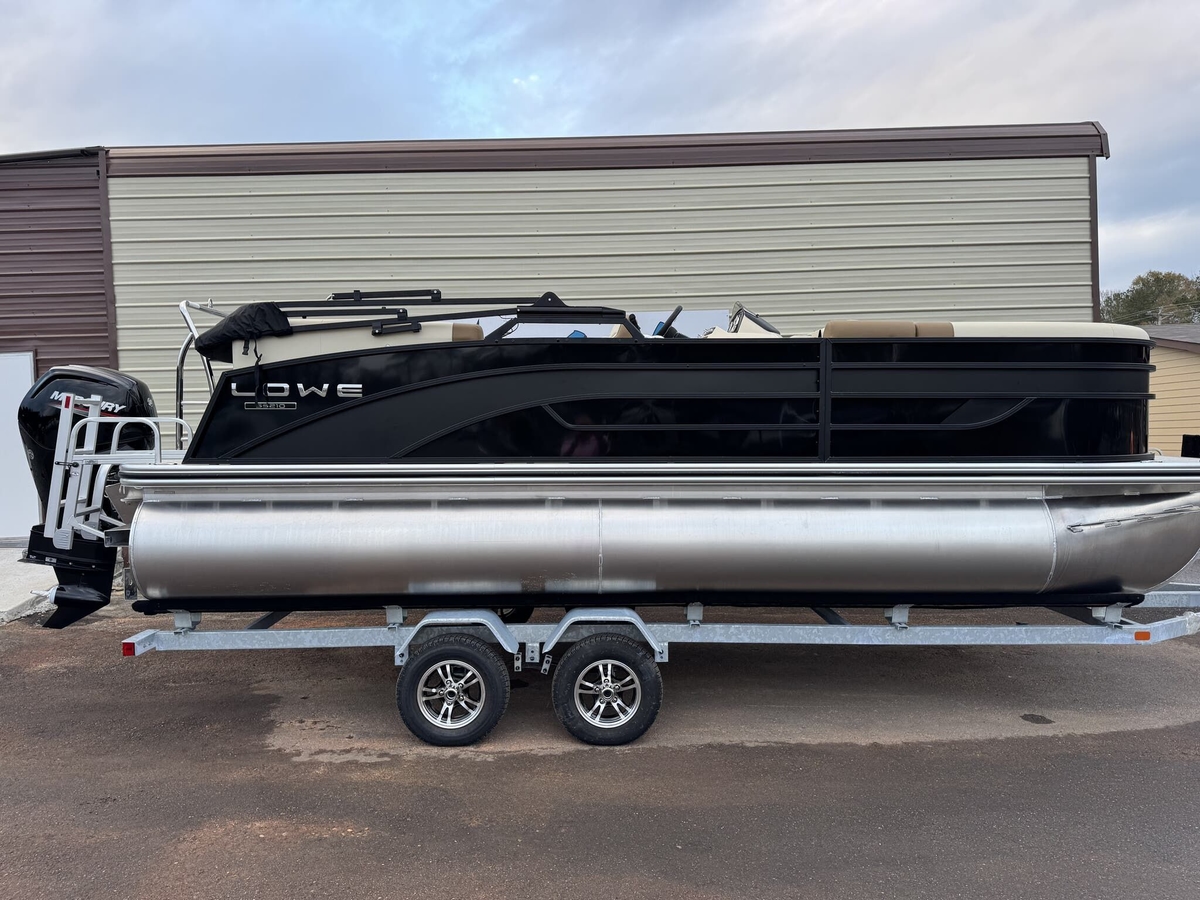 2026 Lowe SS 210 - Sold Boat