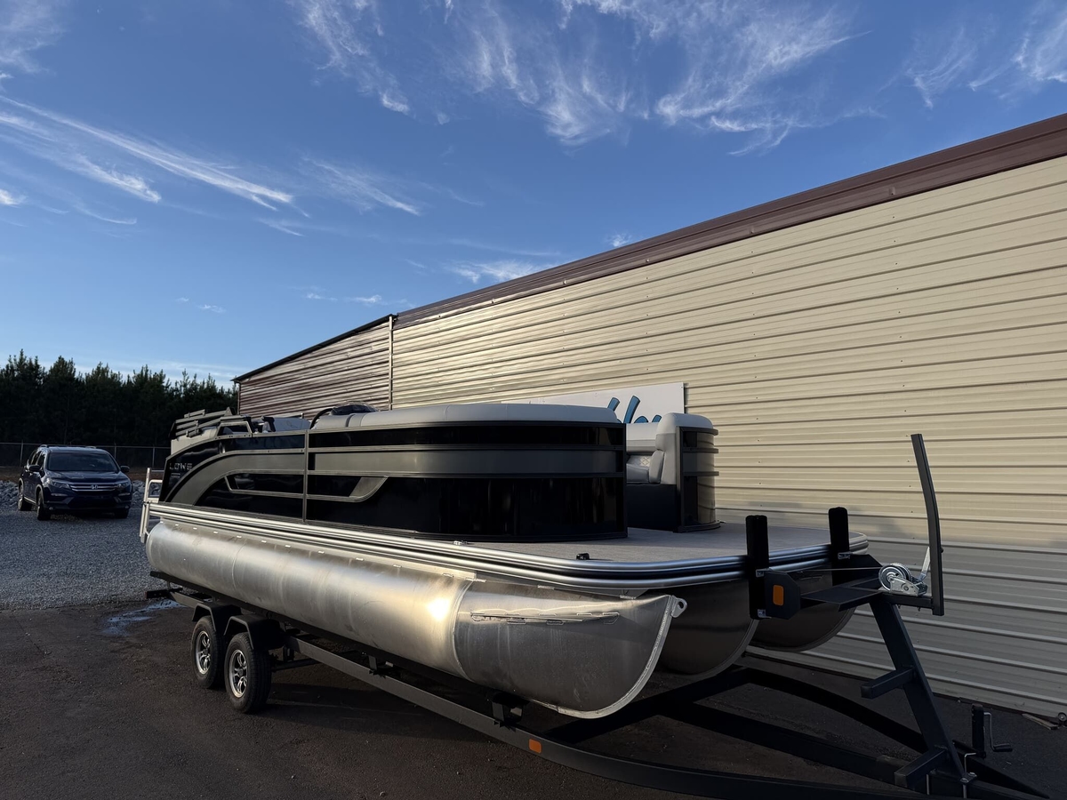 2026 Lowe Ss 230 - Sold Boat