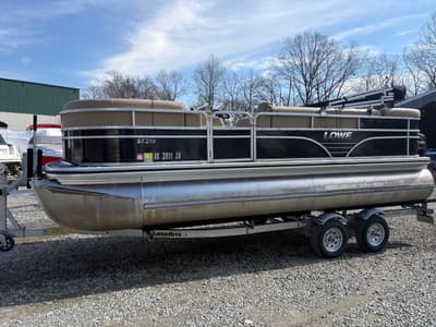 BOATZON | Lowe SS210 2018