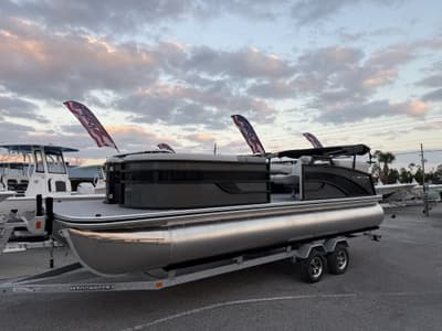 BOATZON | Lowe SS230 LWC00373G526 2026