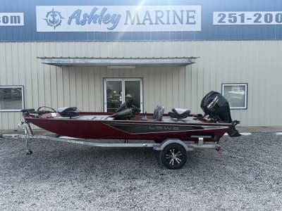 BOATZON | Lowe Stinger ST175 WITH SEADECK FLOORING 2027
