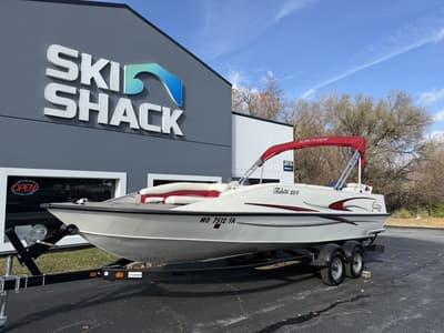 BOATZON | Lowe Tahiti 224 2004 BOATZON | Lowe Tahiti 224 2004