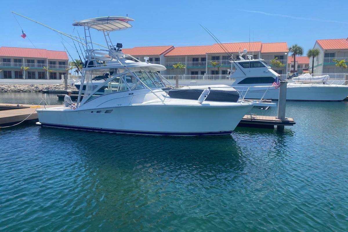 2002 Luhrs 32 Open - Sold Boat