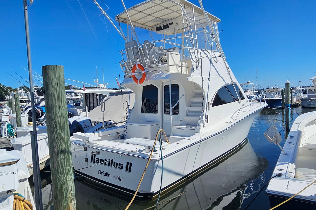2004 Luhrs 34 Convertible - Sold Boat