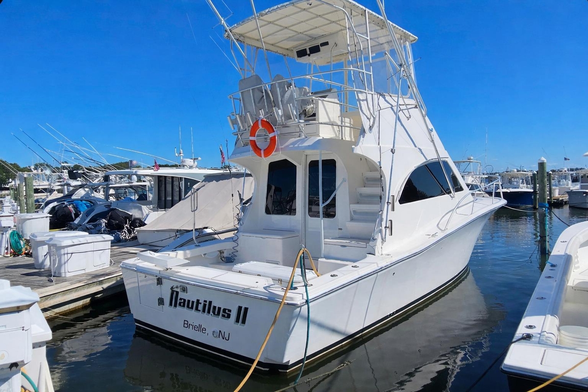2004 Luhrs 34 Convertible - Sold Boat