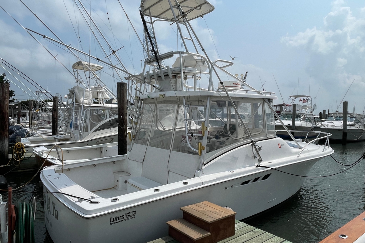 1993 Luhrs Tournament 290 Open - Sold Boat