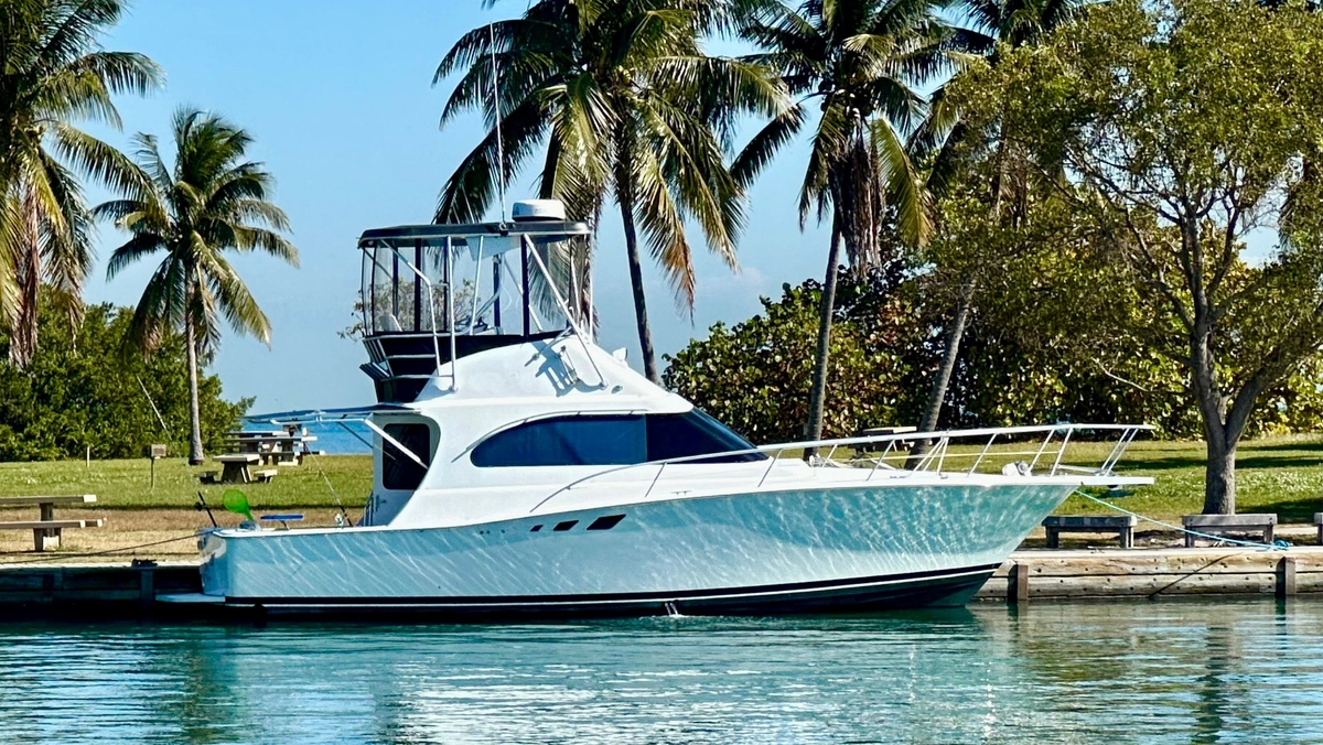 1995 Luhrs Tournament 350 - Sold Boat