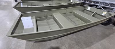 BOATZON | Lund 1040 Jon Boat Tiller 2026