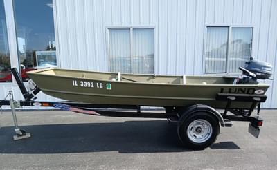 BOATZON | Lund 1240 Jon Boat Tiller 2025