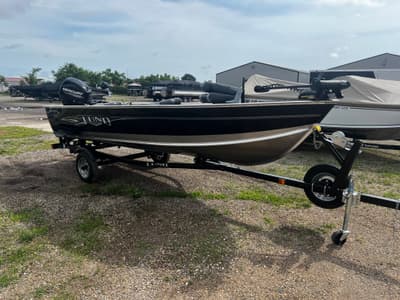 BOATZON | Lund 1600 Fury Tiller 2015