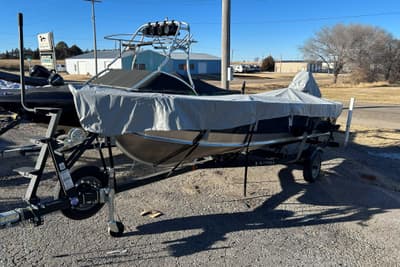 BOATZON | Lund 1600 Fury Tiller 2024