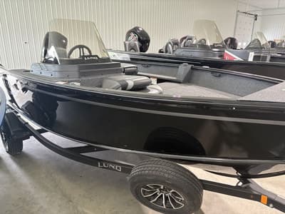 BOATZON | Lund 1700 Adventure SS with 90ELPT 2027