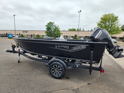 BOATZON | Lund 1700 Explorer Tiller 2026