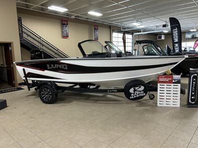BOATZON | Lund 1775 Crossover XS 2026