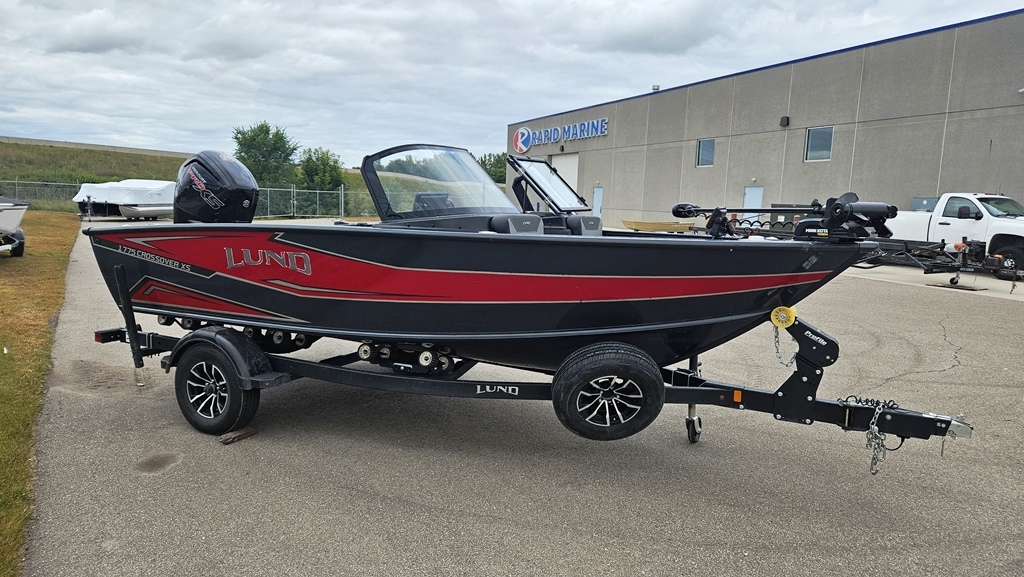 2026 Lund Lund 1775 Crossover XS  Photo Boat 2026 - Sold Boat