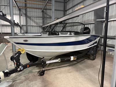BOATZON | Lund 1775 Crossover XS Sport 2027