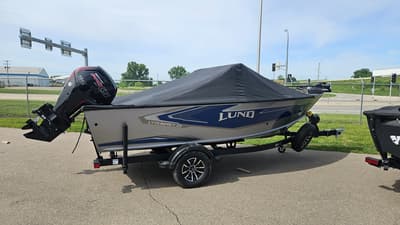 BOATZON | Lund 1775 Impact XS  Photo Boat 2027
