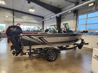 BOATZON | Lund 1775 Impact XS wFishing Package 2027