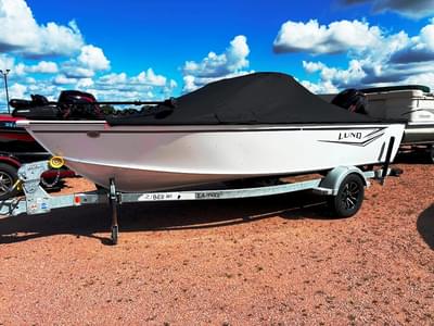 BOATZON | Lund 1800 Explorer Sport Factory Demo 2026 BOATZON | Lund 1800 Explorer Sport Factory Demo 2026