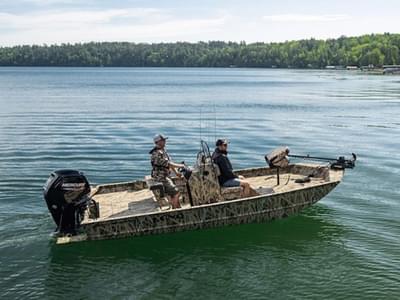 BOATZON | Lund 1870 Predator CC 2026