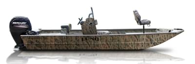 BOATZON | Lund 1870 Predator Center Console 2026