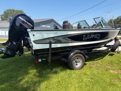 BOATZON | Lund 1875 Crossover XS 2017