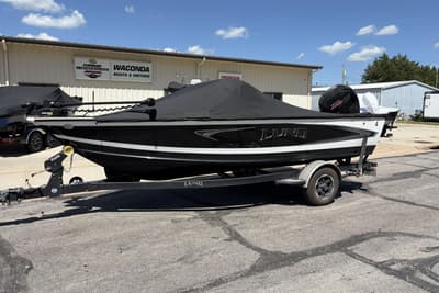 BOATZON | Lund 1875 Crossover XS 2020