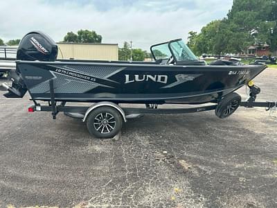 BOATZON | Lund 1875 Crossover XS 2024