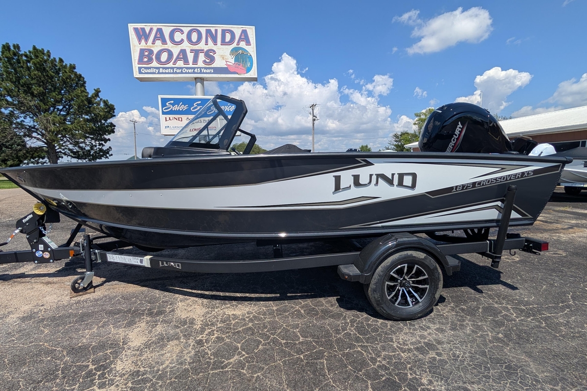 2026 Lund 1875 Crossover XS - Sold Boat