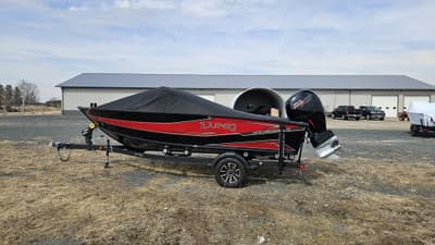 BOATZON | Lund 1875 Crossover XS 2026 BOATZON | Lund 1875 Crossover XS 2026