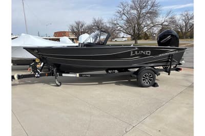 BOATZON | Lund 1875 Crossover XS 2027