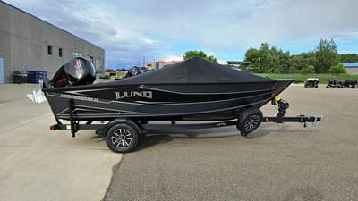 BOATZON | Lund 1875 Crossover XS 2027