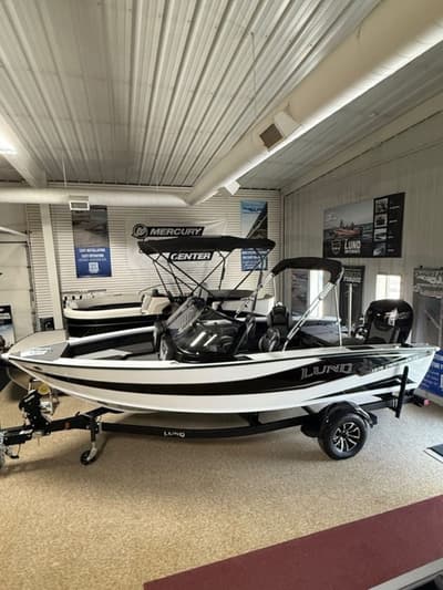 BOATZON | Lund 1875 Crossover XS Sport 2026