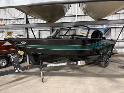 BOATZON | Lund 1875 Crossover XS Sport 2027 BOATZON | Lund 1875 Crossover XS Sport 2027