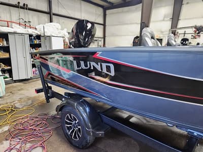 BOATZON | Lund 1875 Crossover XS w175 Pro XS 2026
