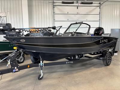 BOATZON | Lund 1875 Crossover XS wLounger Seats 2026