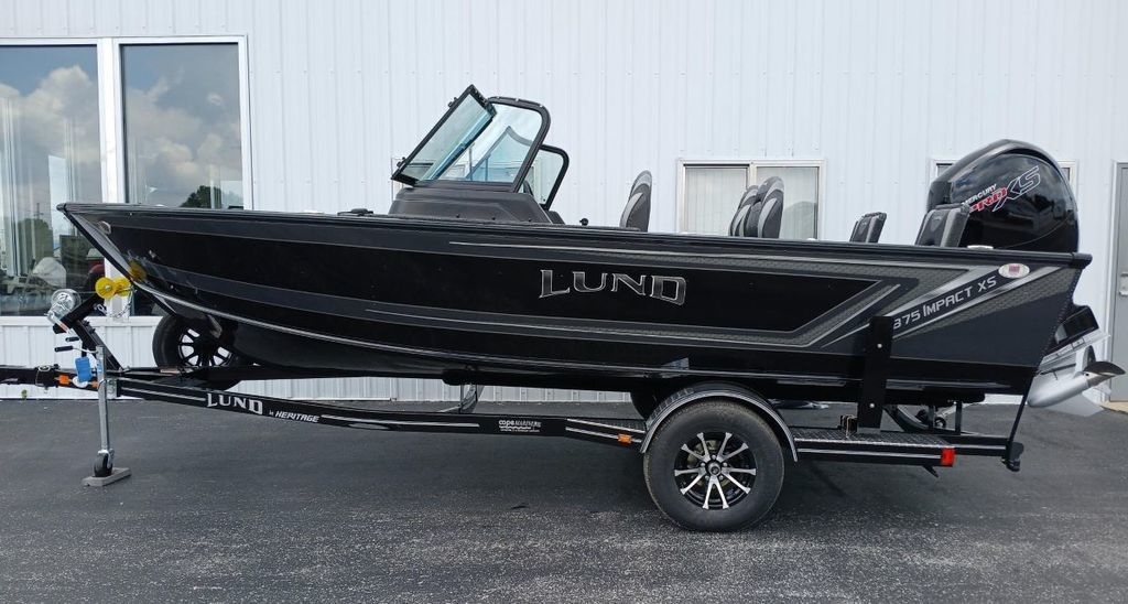 2026 Lund 1875 Impact XS - Sold Boat
