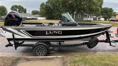 BOATZON | Lund 1875 Impact XS 2027