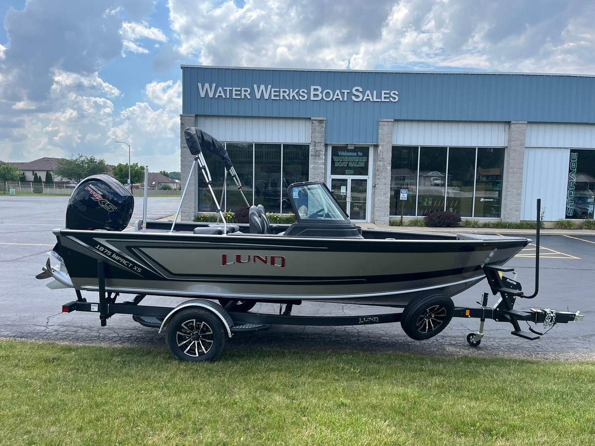 2026 Lund 1875 Impact XS Sport - Sold Boat