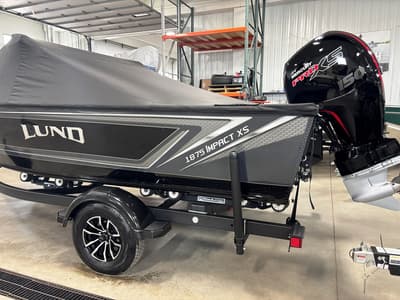 BOATZON | Lund 1875 Impact XS wFishing Package 2026