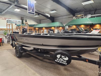 BOATZON | Lund 1875 Pro Guide 2026