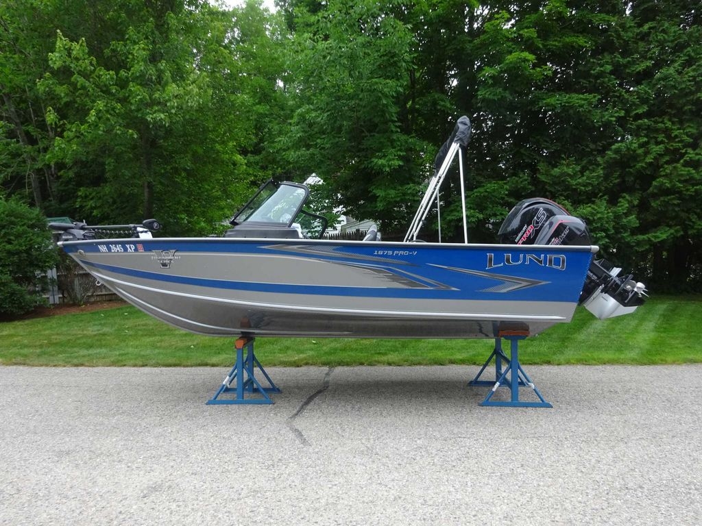 2024 Lund 1875 ProV Sport - Sold Boat