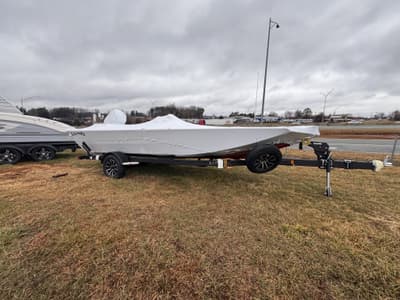 BOATZON | Lund 1875 Renegade SS 2026 BOATZON | Lund 1875 Renegade SS 2026