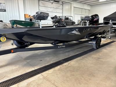 BOATZON | Lund 1875 Renegade XS 2026 BOATZON | Lund 1875 Renegade XS 2026