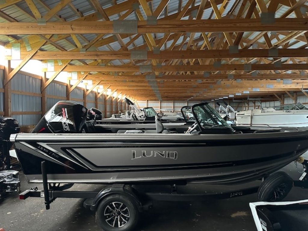 2025 Lund 1875 Tyee Sport - Sold Boat