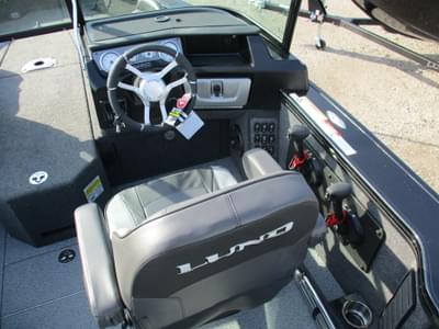 BOATZON | Lund 1975 Pro V Sport 2025