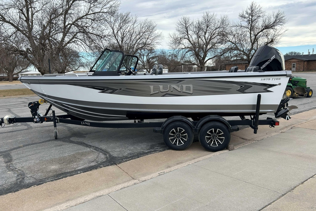 2026 Lund 1975 Tyee - Sold Boat