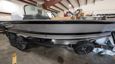 BOATZON | Lund 2075 Impact XS 2026 BOATZON | Lund 2075 Impact XS 2026